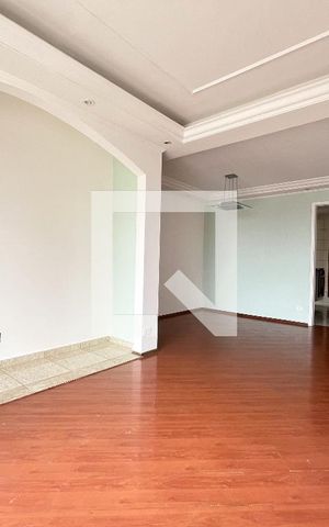 Apartamento à venda com 94m², 3 quartos e 3 vagas Apartamento à venda com 94m², 3 quartos e 3 vagasSala