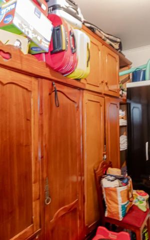 Casa à venda com 288m², 5 quartos e 6 vagas Casa à venda com 288m², 5 quartos e 6 vagasQuarto de Serviço 1