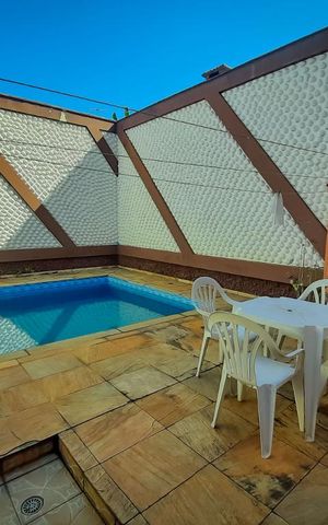 Casa à venda com 450m², 3 quartos e 3 vagasPiscina