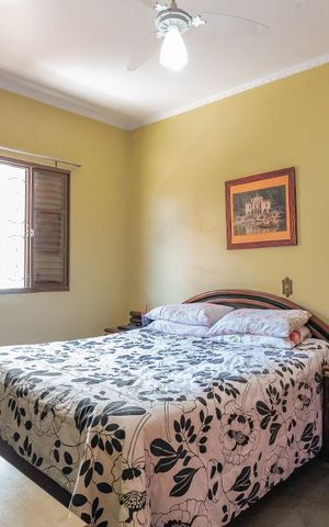 Casa à venda com 345m², 4 quartos e 1 vaga Casa à venda com 345m², 4 quartos e 1 vagaQuarto 1