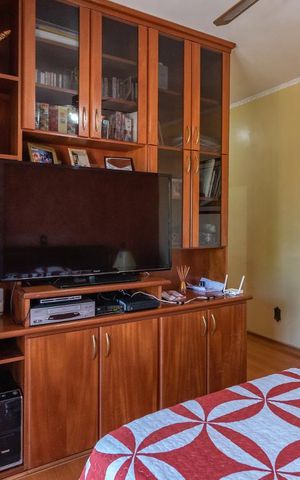 Casa à venda com 345m², 4 quartos e 1 vaga Casa à venda com 345m², 4 quartos e 1 vagaSuíte