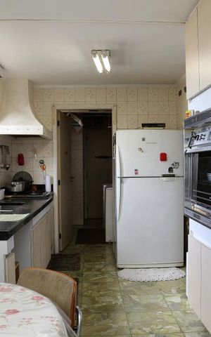 Apartamento à venda com 160m², 3 quartos e 3 vagasCozinha
