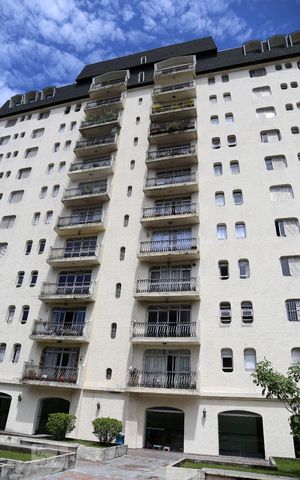Apartamento à venda com 160m², 3 quartos e 3 vagasFachada