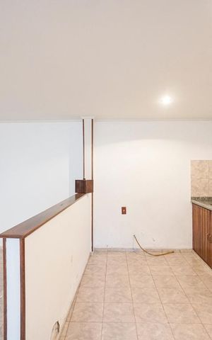 Casa à venda com 365m², 3 quartos e 2 vagas Casa à venda com 365m², 3 quartos e 2 vagasSalão