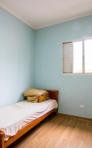 Casa à venda com 200m², 3 quartos e sem vaga Casa à venda com 200m², 3 quartos e sem vagaQuarto 3