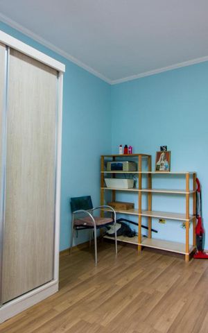 Casa à venda com 200m², 3 quartos e sem vaga Casa à venda com 200m², 3 quartos e sem vagaQuarto 3