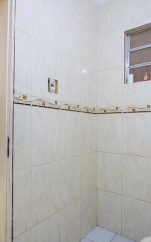 Casa à venda com 200m², 3 quartos e sem vaga Casa à venda com 200m², 3 quartos e sem vagaLavabo
