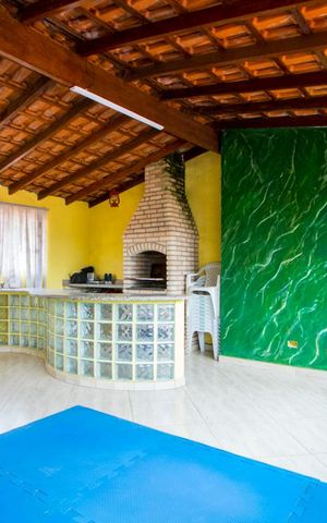Casa à venda com 200m², 3 quartos e sem vaga Casa à venda com 200m², 3 quartos e sem vagaEspaço gourmet