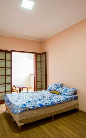 Casa à venda com 200m², 3 quartos e sem vaga Casa à venda com 200m², 3 quartos e sem vagaQuarto 1 - Suíte