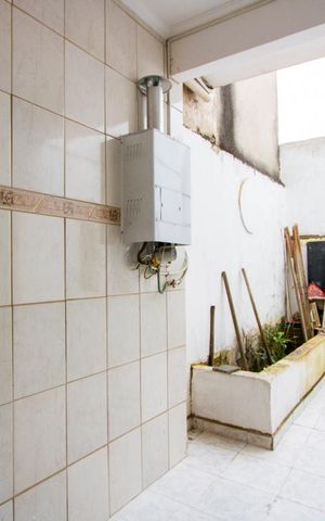 Casa à venda com 200m², 3 quartos e sem vaga Casa à venda com 200m², 3 quartos e sem vagaÁrea de serviço