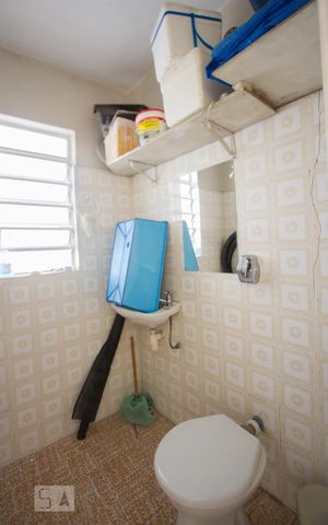 Casa à venda com 192m², 3 quartos e 2 vagasBanheiro de Serviço