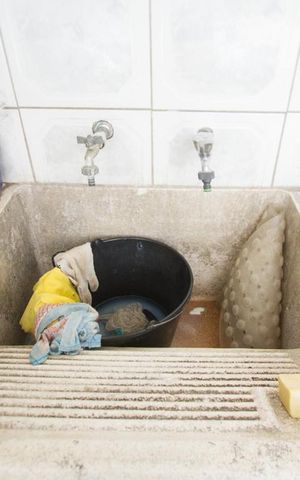 Casa à venda com 192m², 3 quartos e 2 vagasDetalhe Área de Serviço