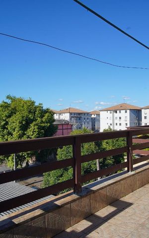 Casa à venda com 237m², 3 quartos e 2 vagasCobertura