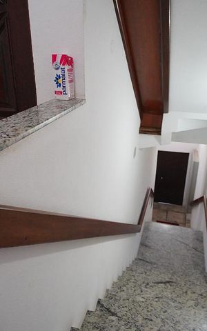 Casa à venda com 237m², 3 quartos e 2 vagasEntrada principal