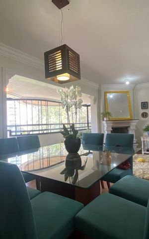 Apartamento à venda com 173m², 3 quartos e 3 vagas Apartamento à venda com 173m², 3 quartos e 3 vagasSala de Jantar