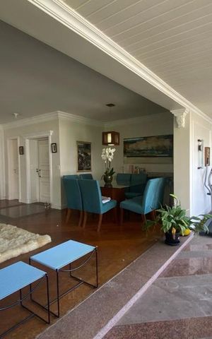 Apartamento à venda com 173m², 3 quartos e 3 vagas Apartamento à venda com 173m², 3 quartos e 3 vagasSacada