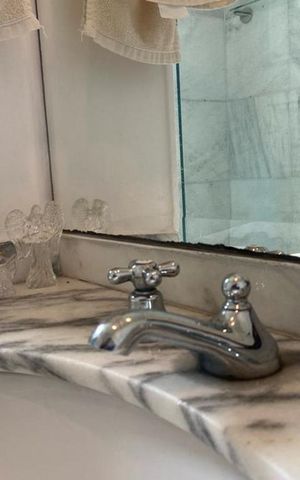 Apartamento à venda com 173m², 3 quartos e 3 vagas Apartamento à venda com 173m², 3 quartos e 3 vagasBanheiro - Torneira