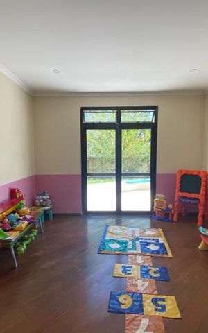 Apartamento à venda com 173m², 3 quartos e 3 vagas Apartamento à venda com 173m², 3 quartos e 3 vagasBrinquedoteca