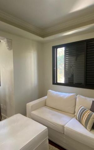 Apartamento à venda com 173m², 3 quartos e 3 vagas Apartamento à venda com 173m², 3 quartos e 3 vagasSala de TV