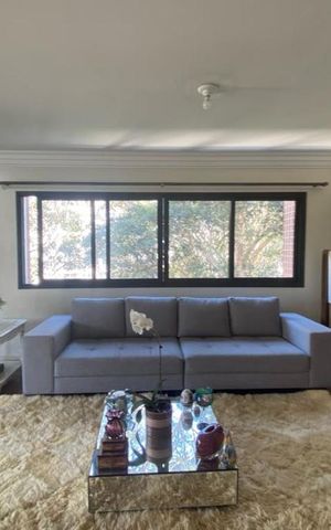Apartamento à venda com 173m², 3 quartos e 3 vagas Apartamento à venda com 173m², 3 quartos e 3 vagasSala