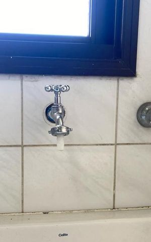 Apartamento à venda com 173m², 3 quartos e 3 vagas Apartamento à venda com 173m², 3 quartos e 3 vagasLavanderia (Torneira)