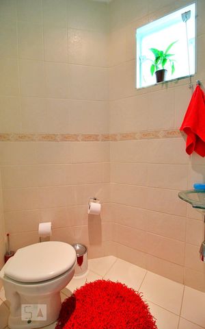 Casa à venda com 256m², 3 quartos e 5 vagasLavabo