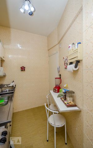 Apartamento à venda com 117m², 3 quartos e sem vagaCozinha