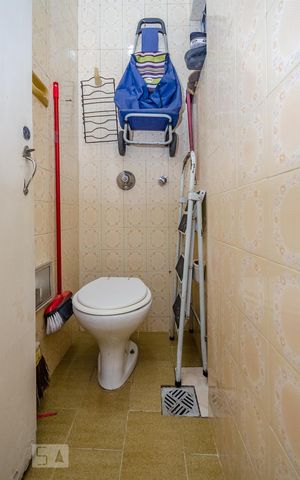 Apartamento à venda com 117m², 3 quartos e sem vagaBanheiro de Serviço