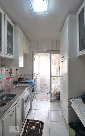 Apartamento à venda com 69m², 2 quartos e 1 vagaCozinha e Área de Serviço