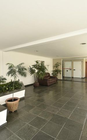 Apartamento à venda com 98m², 3 quartos e 1 vagaÁrea comum - hall de entrada