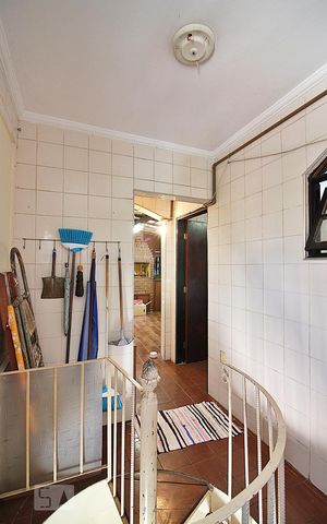 Casa à venda com 429m², 5 quartos e 5 vagasLavanderia da Casa 2 