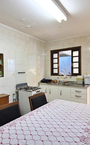 Casa à venda com 429m², 5 quartos e 5 vagasCozinha