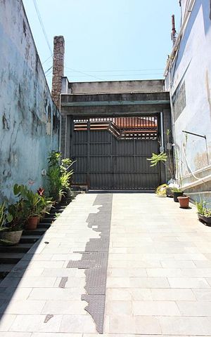 Casa à venda com 429m², 5 quartos e 5 vagasGaragem