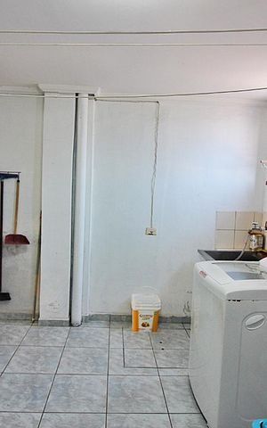 Casa à venda com 429m², 5 quartos e 5 vagasLavanderia