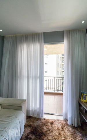 Apartamento à venda com 64m², 2 quartos e 1 vagaVaranda