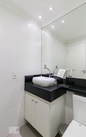 Apartamento à venda com 64m², 2 quartos e 1 vagaBanheiro quarto 2 suíte