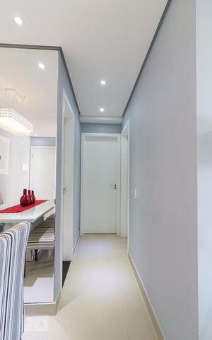 Apartamento à venda com 64m², 2 quartos e 1 vagaCorredor