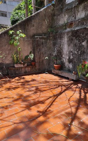 Casa à venda com 130m², 2 quartos e 1 vagaCobertura