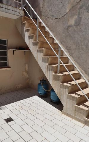 Casa à venda com 130m², 2 quartos e 1 vagaÁrea de Serviço