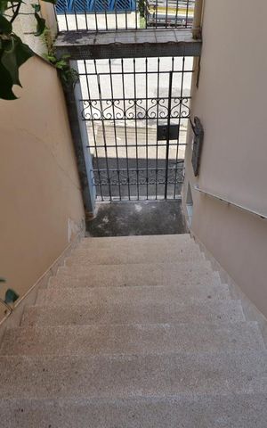 Casa à venda com 130m², 2 quartos e 1 vagaEntrada