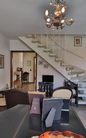 Casa à venda com 130m², 2 quartos e 1 vagaSala