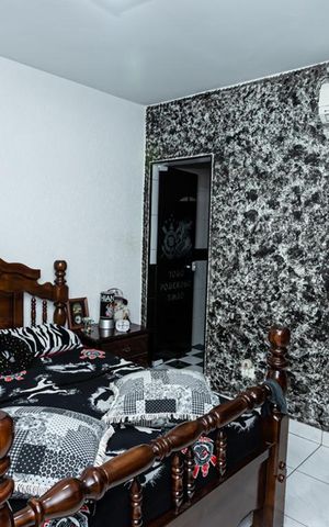Casa à venda com 350m², 4 quartos e 3 vagas Casa à venda com 350m², 4 quartos e 3 vagasSuite 1