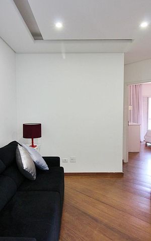 Casa à venda com 340m², 3 quartos e 4 vagasSala de TV