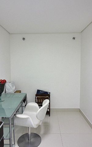 Casa à venda com 340m², 3 quartos e 4 vagasEscritório