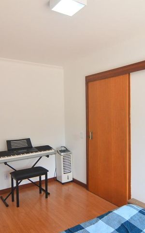 Casa à venda com 328m², 4 quartos e 4 vagasCasa 1 - Suíte 1