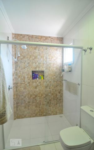 Casa à venda com 328m², 4 quartos e 4 vagasCasa 1 - Banheiro suíte 2