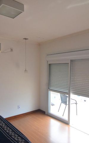 Casa à venda com 328m², 4 quartos e 4 vagasCasa 1 - Suíte 2