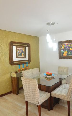 Casa à venda com 328m², 4 quartos e 4 vagasCasa 1 - Sala de jantar