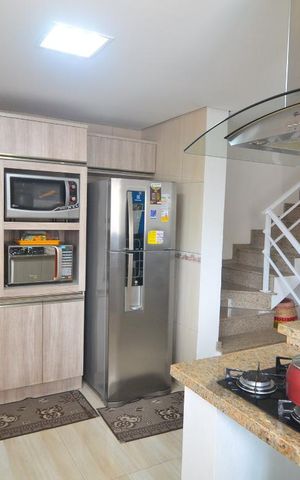 Casa à venda com 328m², 4 quartos e 4 vagasCasa 1 - Cozinha