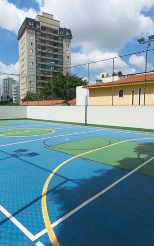 Apartamento à venda com 96m², 2 quartos e 2 vagas Apartamento à venda com 96m², 2 quartos e 2 vagasÁrea comum - Quadra